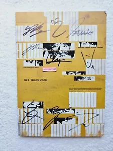 Álbum promocional firmado madera amarilla STRAY KIDS Cle 2 autografiado defectuoso [VENDEDOR DE EE. UU. - Imagen 1 de 24