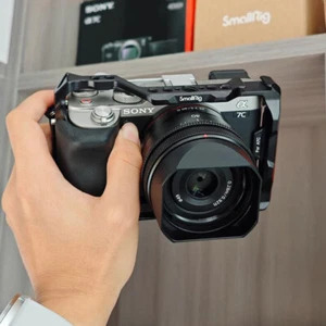 New Black Metal Lens Hood for Sony RX1 RX1R RX1RII FE 55mm F1.8 FE35mm 2.8 Lens - Picture 1 of 12