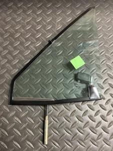 SEKURIT Left Window Vent Glass Assy - 433-837-605A - For Audi 200 & More - Foto 1 di 7