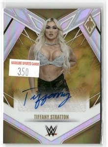 2023 Chronicles WWE #PA-TIF Tiffany Stratton Auto Phoenix Autografo Oro/10 - Foto 1 di 2