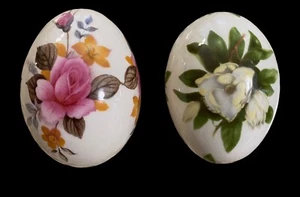 THE EGG LADY Set di 2 uova decorative in porcellana dipinta floreale - Foto 1 di 11