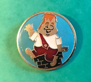 USSR Original Vintage Pinback Button Karlsson on the Roof Astrid Lindgren.  - Imagen 1 de 3