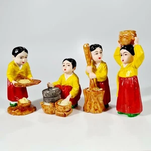Handbemalte Kunstharzfiguren DORF/BAUERSFRAUEN Asia/Japan/China 8cm Resinstatuen - Picture 1 of 1