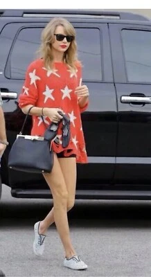 Suéter Wildfox XS Rojo ASO Taylor Swift Cottage Grunge Gorpcore Americano Foto 1 de 4