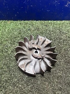 Partner K950 Benzin Scheibenfräse Betonsäge Schwungrad Magneto - Bild 1 von 3