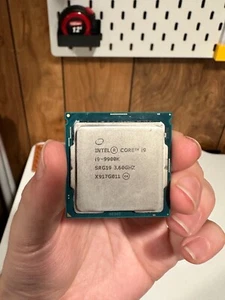 Intel Core i9-9900K Coffee Lake 8 cœurs, 16 threads, 3,6 GHz (LGA 1151) - Photo 1/2