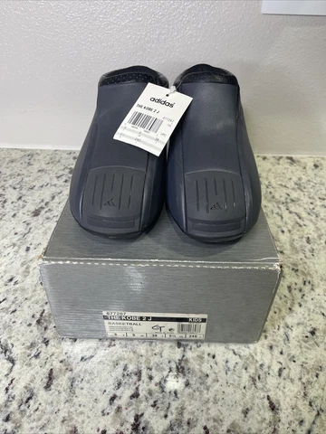 ADIDAS THE KOBE 2 “Graphite” Cover
