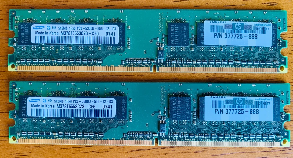 Samsung 512MB 1Rx8 PC2-5300U-555-12-D3 M378T6553CZ3-CE6 MEMORY Set of 2 - Image 1 of 4