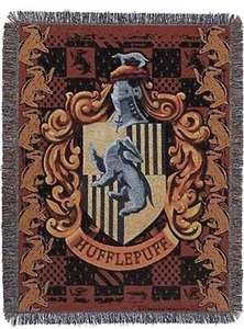 Harry Potter Woven Tapestry Throw Blanket 48" x 60" Hufflepuff Crest New Sealed - Picture 1 of 4