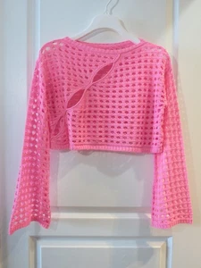 Glamorous Neon Pink Bell Sleeves Eyelet Cropped Designer Crochet Sweater Size M - Picture 1 of 14