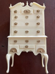 Louis Marx Toys Little Hostess Highboy Dresser Dollhouse Furniture Original Box - Picture 1 of 12