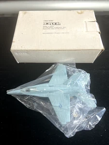 VINTAGE ERTL Force One Air Strike Command JET FIGHTER F-18 Hornet 1990 - Picture 1 of 4