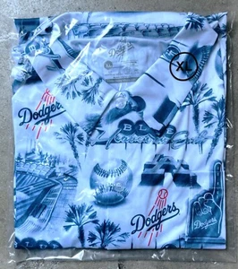 2024 Los Angeles Dodgers Hawaiian Shirt Night SGA 5/20 size XL Bobblehead BALL - Picture 1 of 2