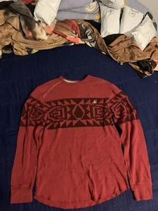 Volcom Sweater Long Sleeve Shirt Red Black Pattern Thermal size Small - Picture 1 of 2