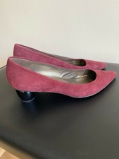 sinatra faux suede pointed heel