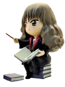 Harry Potter Hermine Granger lernt einen Zauberspruch Sammelfigur - Bild 1 von 1