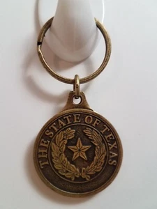 Vintage State of Texas Star Souvenir Keychain Key Ring Brass Tone - Picture 1 of 4
