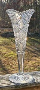 "Hermoso jarrón trompeta de vidrio cortado ABP 13 3/4""" - Imagen 1 de 9