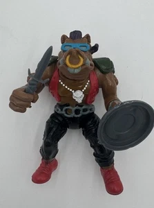 Vintage TMNT Bebop Action Figure 1988 With Some Accessories - Picture 1 of 9
