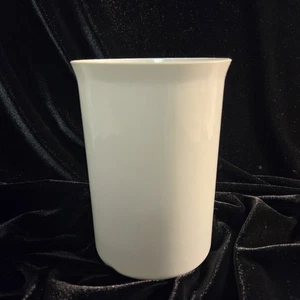 Bruan Cup for Stick Blender - Picture 1 of 3