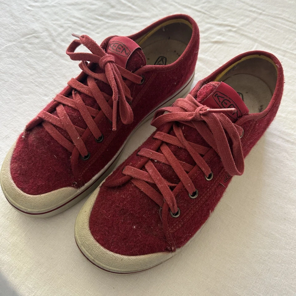 Keen Zapatos Mujer Talla 8 Rojo Fieltro Encaje Tenis Elsa Parte Superior Baja Informal Luft Cell Foto 1 de 4