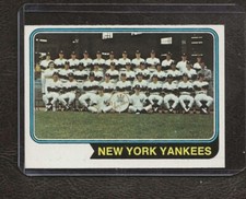 1974 Topps Baseball #363 New York Yankees Team Photo, EX-MT!