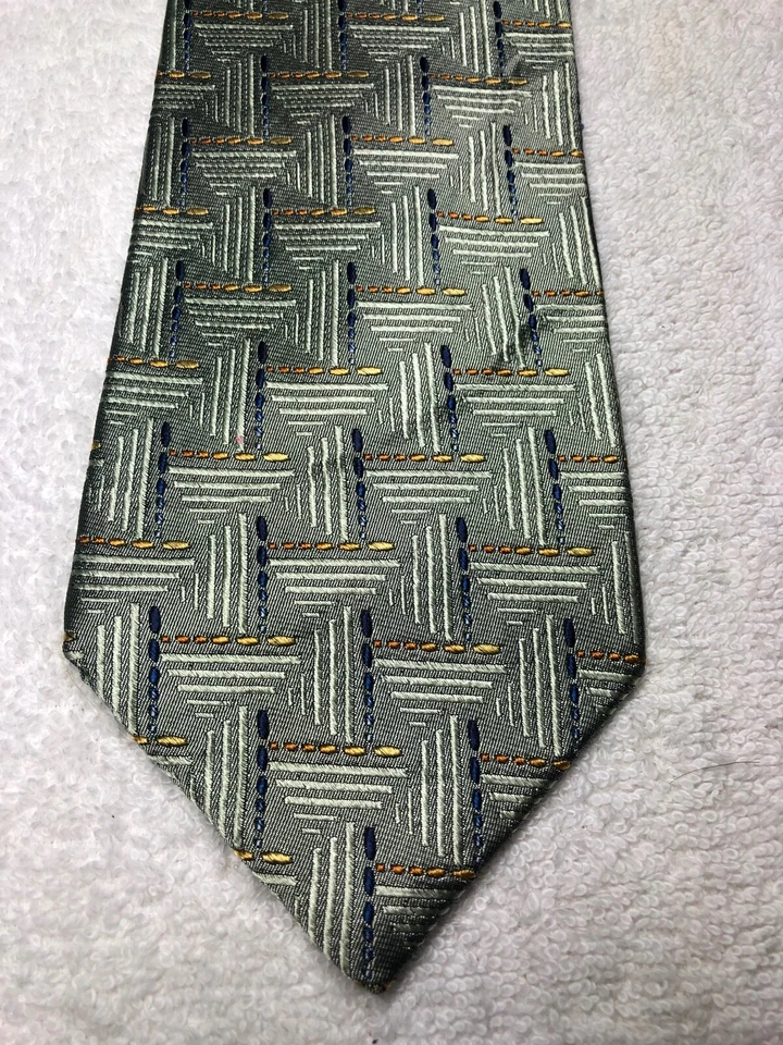 CORBATA XMI PLATINO HOMBRE VERDE CON DORADO AZUL 4 X 61 Foto 1 de 4