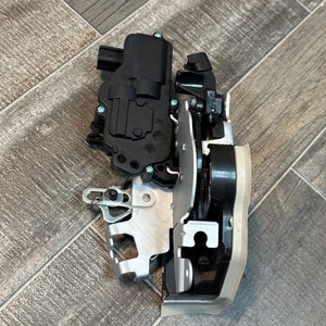 Car Door Lock Actuator Right Side OEM Replacement Latch Assembly - Bild 1 von 5
