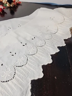 Antiguo Bordado Inglés Algodón Blanco Bordado 8" Borde Festoneado  Foto 1 de 4
