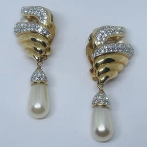 Orecchini Swarovski America Ltd Pave Cristallo Pendente Goccia Vetro Perla Oro Clip On - Foto 1 di 12