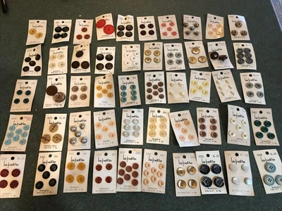 NOS Vintage 50 Card Lot la petite Buttons Blue Red Pink Peach Tan Green Lot#15 - Image 1 of 4