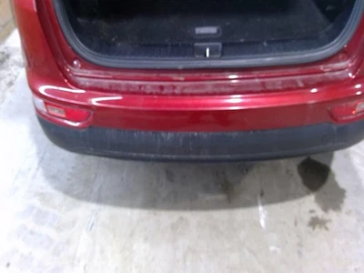 Used Rear Bumper Assembly Rear fits: 2017 Kia Sportage w/o rear skid plate w/o p - Image 1 of 4