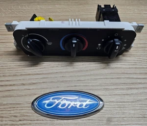 PANEL DE CONTROL DE CALEFACCIÓN AIRE ACONDICIONADO FORD TRANSIT MK6 YC1H-18D451A GENUINO NUEVO FORD - Imagen 1 de 4