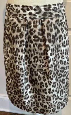 Falda Banana Republic Talla 8 100% Seda Estampado Animal Marrón Crema Guepardo Pliegues  Foto 1 de 4