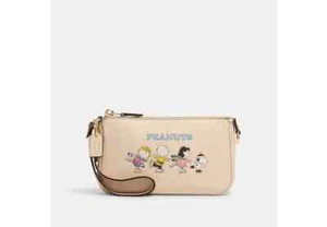 Coach CE858 X Peanuts Nolita 19 Snoopy & Friend Marfil Multi Cuero Nuevo con Etiquetas $228 - Imagen 1 de 2