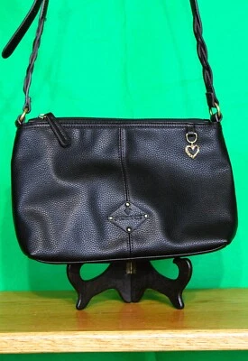 St. John's Bay черный шагреневой искусственной кожи наплечная сумка-двойной ремень, сердце подвеска - Изображение 1 из 4