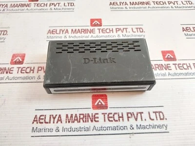 D-link DES-1008A 10/100 Fast Ethernet Switch 1A 5V OES1008AE….C3E - Image 1 of 4