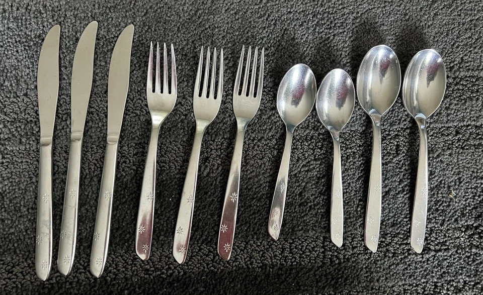 Cubiertos superiores Aurora Starburst Night Sky Foto 1 de 4