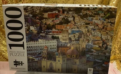 Preowned Hinkler MindBogglers 1000 piece jigsaw puzzle of Guanajuato Mexico - Image 1 of 4