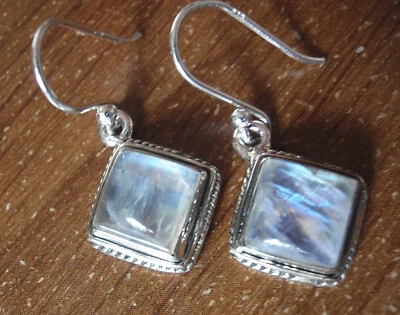 Pendientes Piedra Lunar Plata de Ley 925 con Hermosa Iridiscencia Arco Iris obtienes exacto Foto 1 de 4