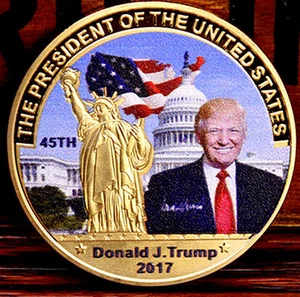 ★★ JOLIE MEDAILLE COMMEMORATIVE PLAQUEE OR : LE PRESIDENT TRUMP ★★ F - Picture 1 of 1