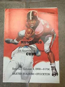 LA CITY COLLEGE @ STOCKTON (CA) COLLEGE FOOTBALL PROGRAM - 1958 - EX - Picture 1 of 1
