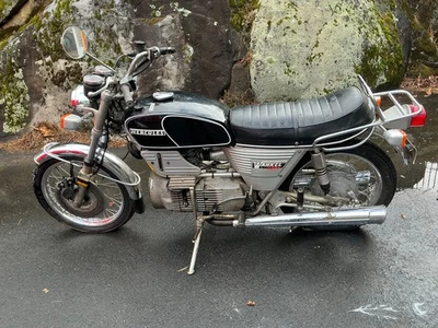 1977 Other Makes 2000  - Image 1 of 4