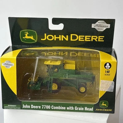 Athearn John Deere 7700 Combine with Grain Head Die Cast 1:87 HO Scale NIB - Image 1 of 4
