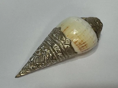 Tibetan Conch Trumpet Horn Natural Shell 5" - Image 1 of 4