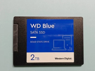 Western Digital WD Blue 2TB 2,5 Zoll WDS200T2B0A SSD - Bild 1 von 3