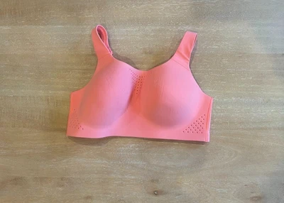 Victoria's Secret Sport Coral Crush 38D Featherweight Max Wireless Sport Bra - Image 1 of 2