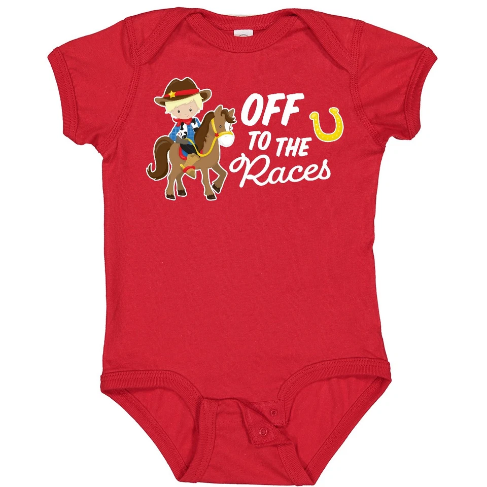 Body Inktastic Off To The Races con vaquero a caballo bebé niños cabello rubio Foto 1 de 1