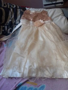 Kleid 130 - Bild 1 von 1
