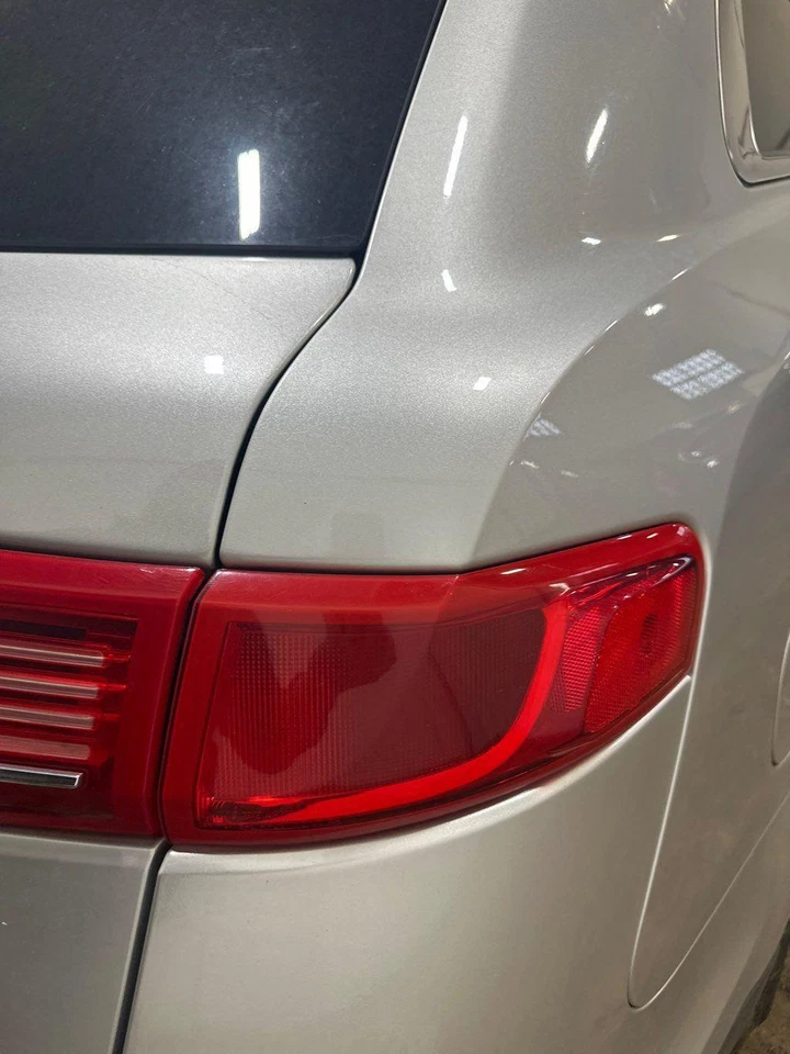 10 11 12 13 14 15 16 17 18 19 LINCOLN MKT Tail Light Assembly Right - Image 1 of 1